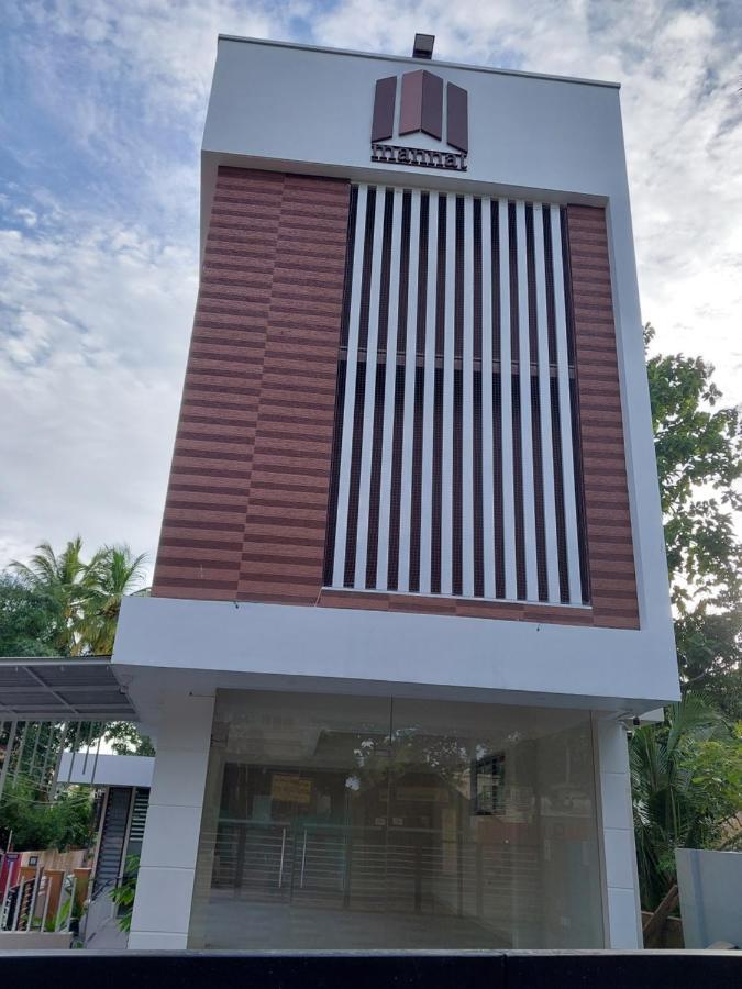Hotel Mannat Residence Thiruvananthapuram Екстер'єр фото