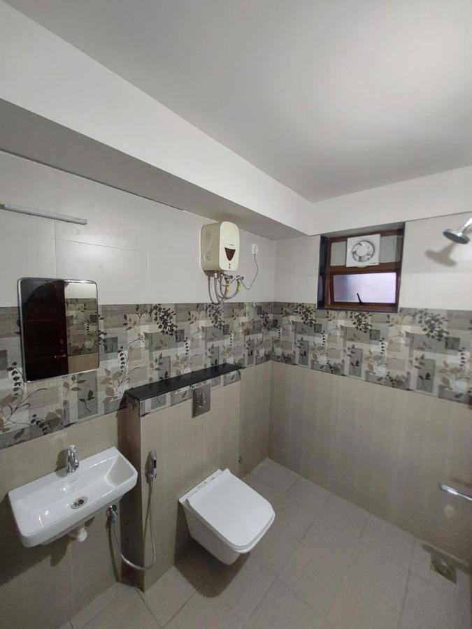 Hotel Mannat Residence Thiruvananthapuram Екстер'єр фото